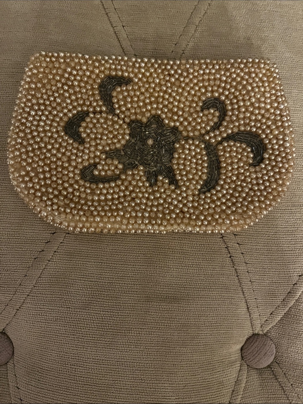 Vintage Miranda - Made in Japan - Small Pearl Beaded Floral Clutch - Cream